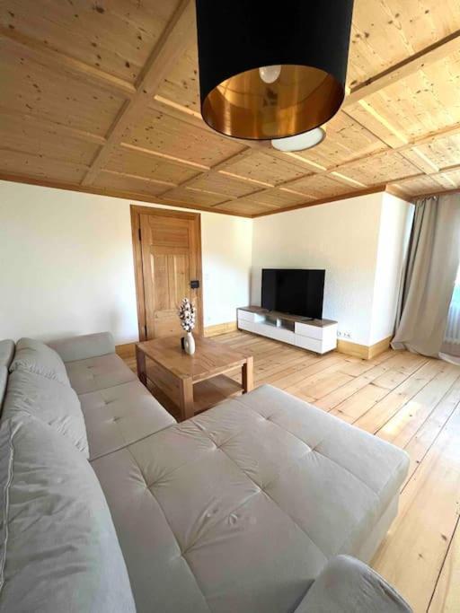 Helle Gemuetliche Ferienwohnung In Schwarzwaldhof Ibach Exterior foto
